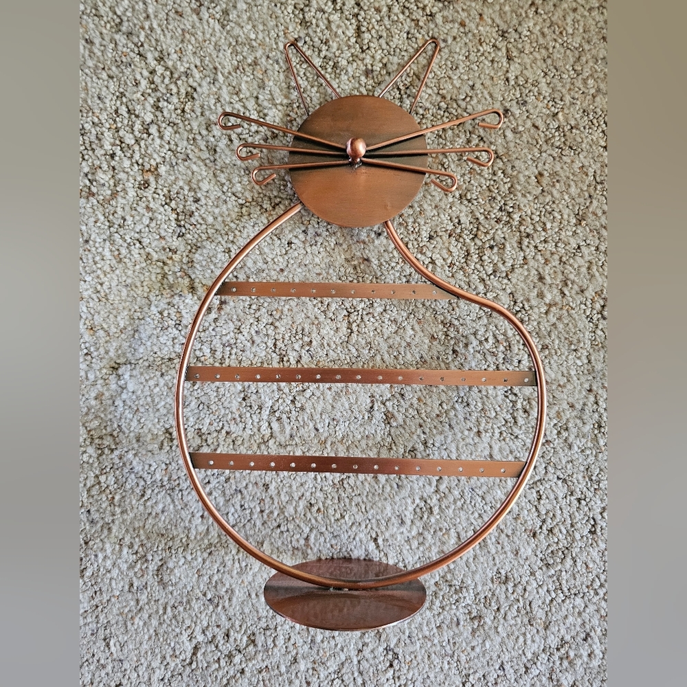 Earring stand - Picture 1 of 1